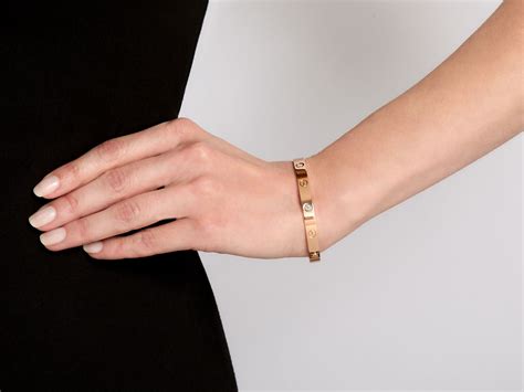 cartier love bracelet 4 diamond|Altro.